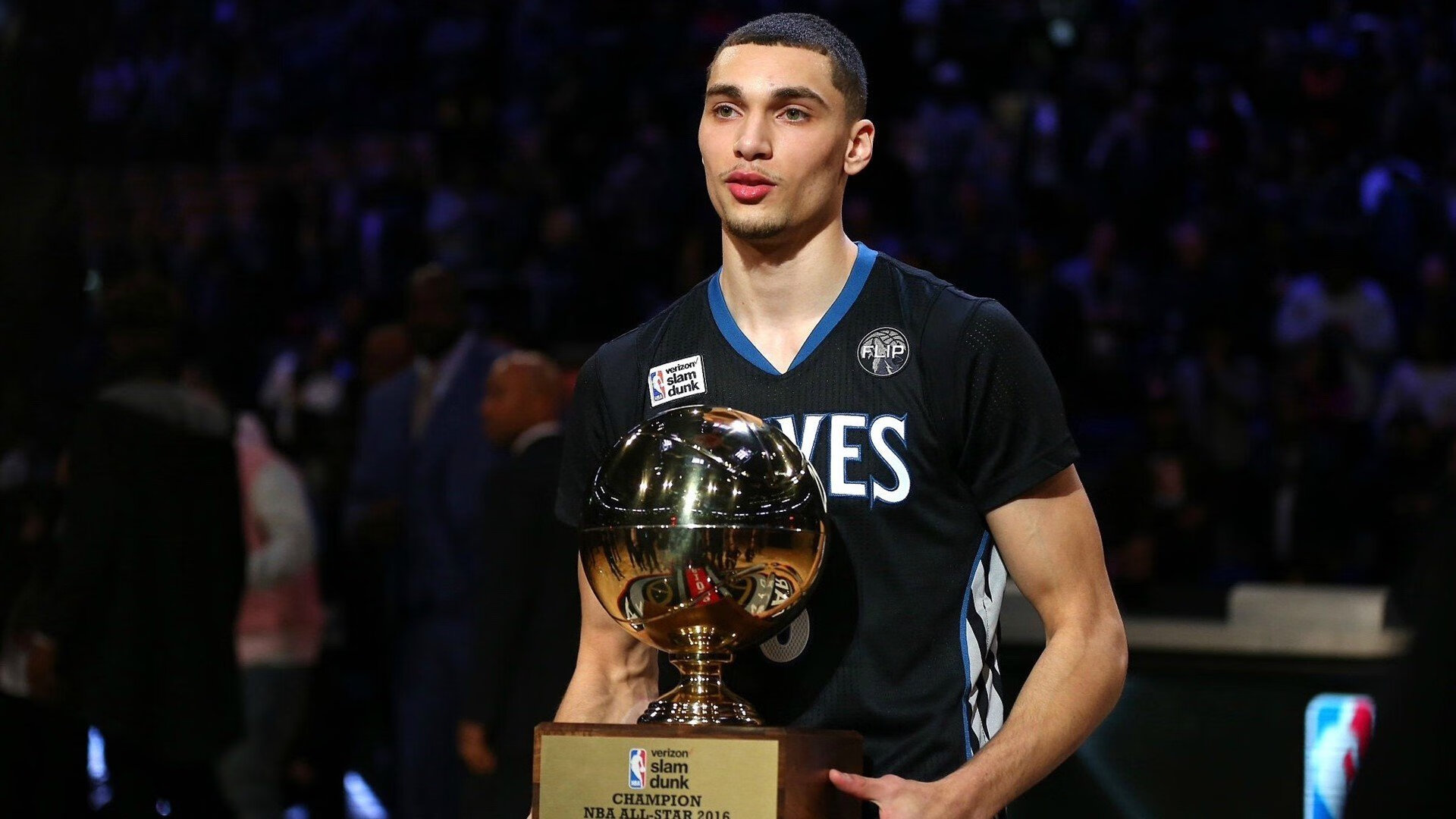 米兰体育官方下载-世界杯最后一分钟的绝杀瞬间，世界杯决赛最后一球